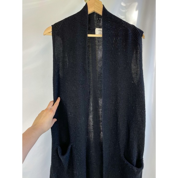 Aritzia Olivie Cardigan - Picture 7 of 9